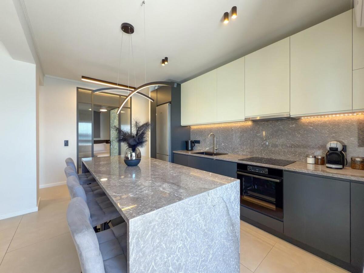 Apartment Luxury Sea View Retreat *